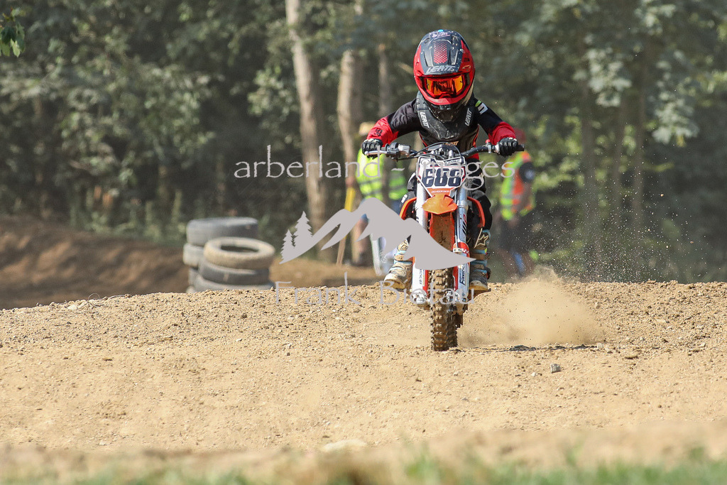 OE7A9471 | Medien- Sport- Entertainmentfotos