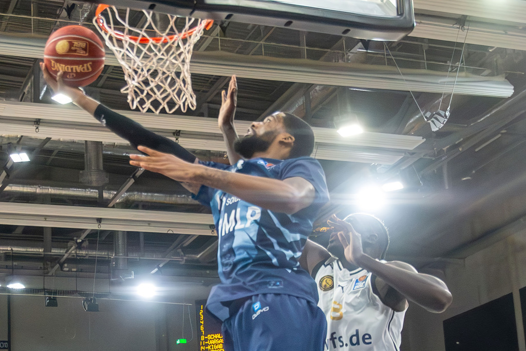 09.02.2024, easy Credit BBL, Basketball Bundesliga, 20. Spieltag): Spielszene MLP Academics Heidelberg gegen Basketball Löwen Braunschweig (Endstand 76:94). Wurf zum Korb: Elijah Childs (Heidelberg) | 09.02.2024, easy Credit BBL, Basketball Bundesliga, 20. Spieltag): Spielszene MLP Academics Heidelberg gegen Basketball Löwen Braunschweig (Endstand 76:94). Wurf zum Korb: Elijah Childs (Heidelberg) - Realisiert mit Pictrs.com