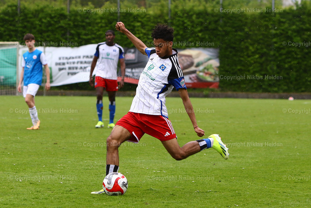 NH_HamburgerSVU19_FCHansaRostockU19_U19Bundesliga_28042024 | #3 Jamal Kwabena Nabe (Hamburger SV U19)

Fußball I Junioren I A-Junioren Bundesliga Nord/Nordost I Saison 2023-2024 I 24. Spieltag I Hamburger SV U19 - FC Hansa Rostock U19 I 28.04.2024 I Sportpark Eimsbüttel