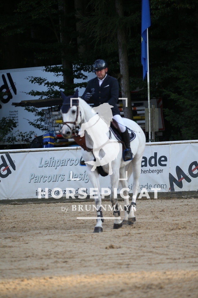 DL2Q6287 | Willkommen bei Brunnmayr - Design & Fotografie – Ihrem Spezialisten für Reitturniere und Pferdeveranstaltungen in Oberösterreich, Salzburg und Bayern! Seit über 17 Jahren sind wir leidenschaftlich dabei.