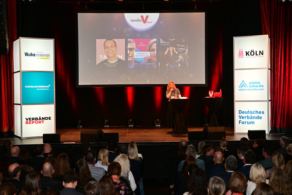 0242Media_V_Award_2025_Foto_Stefan_Wernz | Fotograf Köln - Realisiert mit Pictrs.com