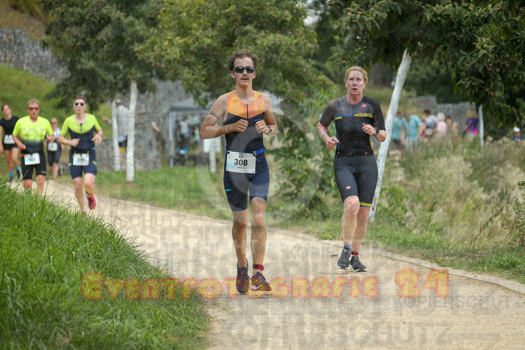 250824_1344_EX1_3491 | Sportfotografie im Rhein-Sieg Kreis, Köln, Bonn, NRW, Rheinland Pfalz, Hessen, etc. Unser Tätigkeitsfeld umfasst den Laufsport vom Volkslauf über den Marathon, Duathlon, Triathon bis zum Ultralauf wie Kölnpfad Ultra oder Schindertrail.