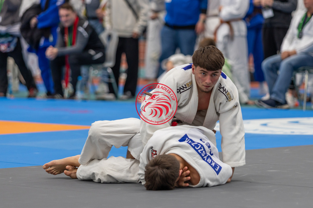 Internationaler Adler Cup 2024 | Foto vom Internationalen Adler Cup Judo Turnier im Sport- und Freizeitzentrum Kalbach im Oktober 2024 - Realisiert mit Pictrs.com
