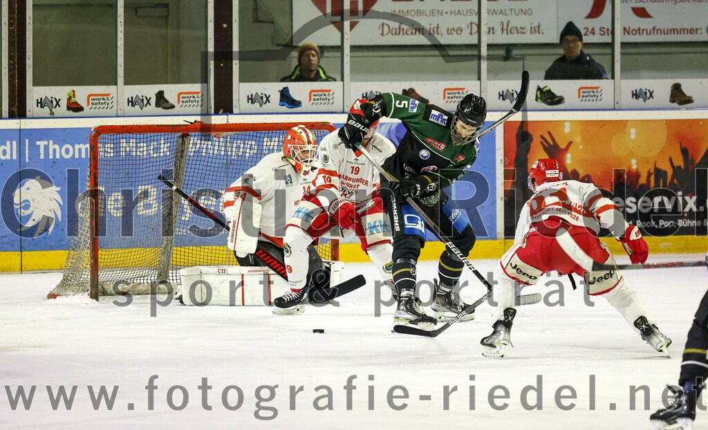 2023-03-14_044_TSV_Erding_gegen_TEV_Miesbach | Erding, Deutschland, 14.03.2023:
Eishockey, Bayernliga Playoffs 2022 / 2023, Halbfinale, TSV Erding gegen TEV Miesbach, Endergebnis: 5:3

Foto: Christian Riedel / fotografie-riedel.net