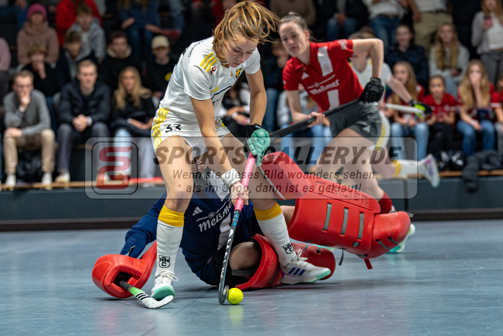 SM_2024-12-20-D85_-508 | 1.Bundesliga Hallenhockey  (W) DCADA - HTHC / 6:5 (3:3)