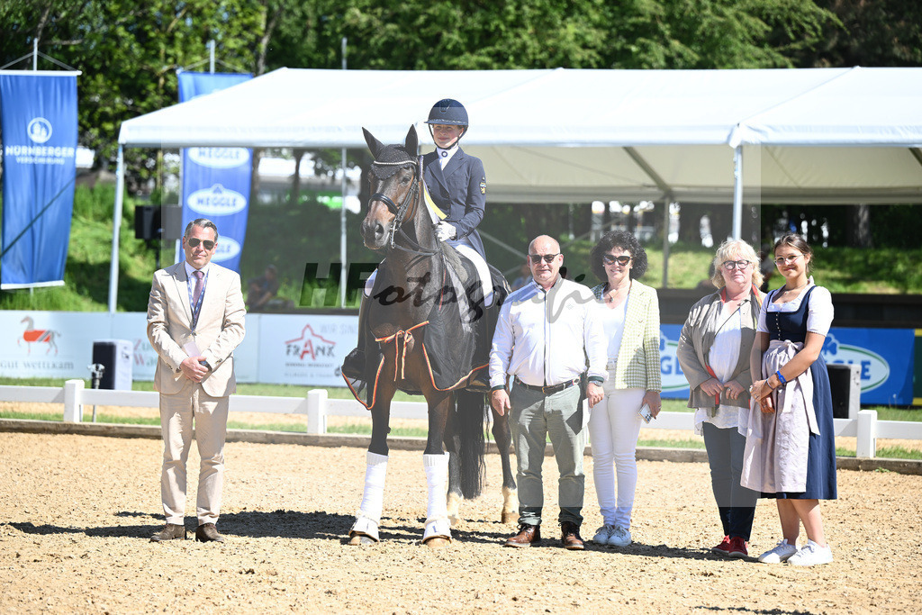 Purrmann_Devendra CE_12246425 | hf-fotografie - Realisiert mit Pictrs.com