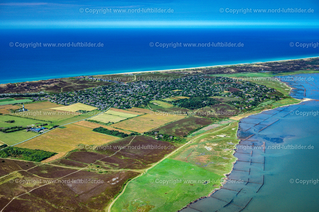 Sylt_Kampen_ELS_6279210625 | KAMPEN (SYLT) 13.06.2025 Ortsansicht an der Meeres-Küste in Kampen (Sylt) auf der Insel Sylt im Bundesland Schleswig-Holstein, Deutschland. // Townscape on the seacoast in Kampen (Sylt) at the island Sylt in the state Schleswig-Holstein, Germany. Foto: Martin Elsen