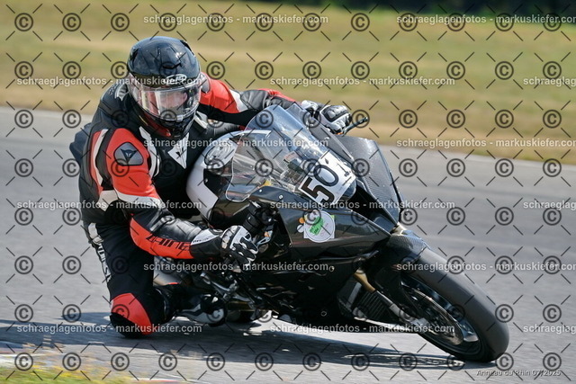 25bt04-1174 | markuskiefer.com - Realisiert mit Pictrs.com