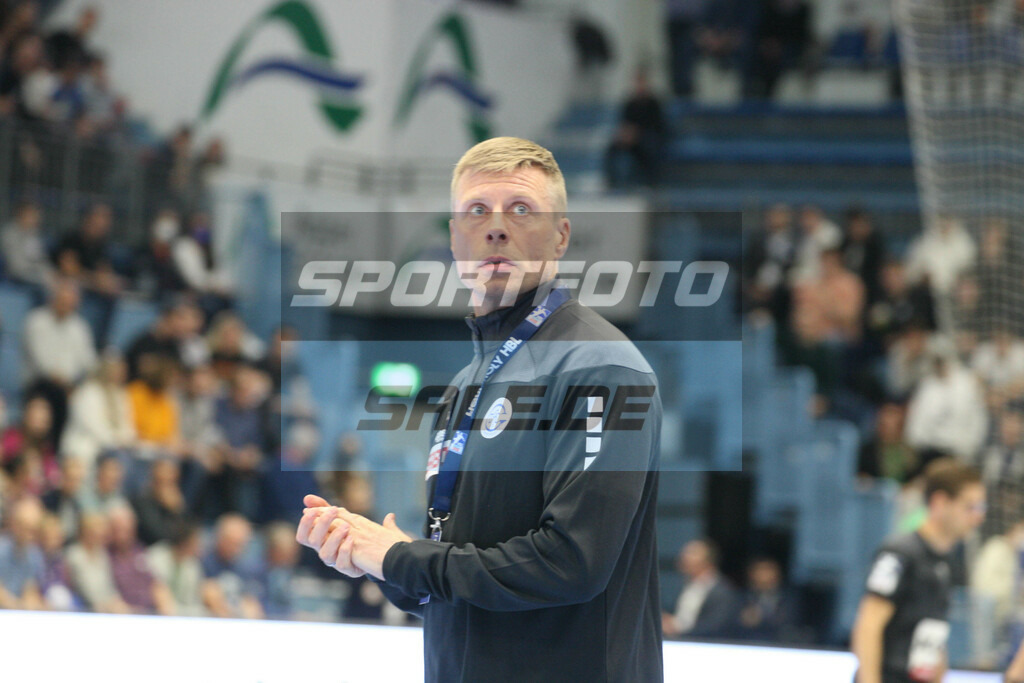 VFL Gummersbach - GWD Minden | Gudjon Valur Sigurdsson - © Sportfoto-Sale (MK) - Realisiert mit Pictrs.com