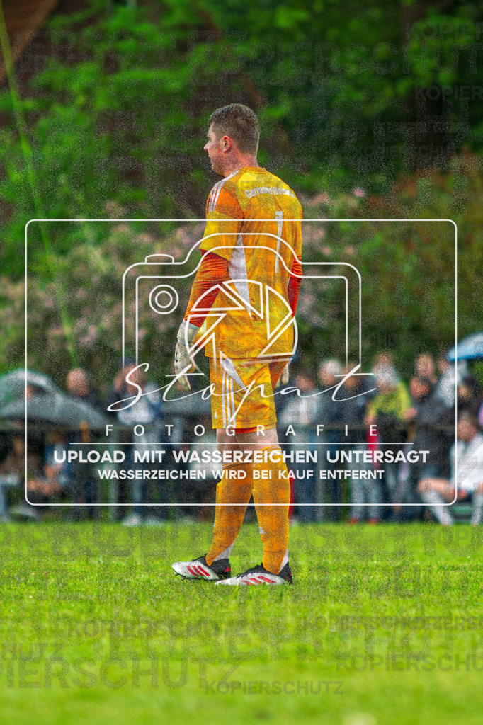 Final Kreispokal HK - Germania Walsrode vs. TSV Wietzendorf | Maximilian Hüster (Germania Walsrode #1); Finale Kreispokal HK - Germania Walsrode vs. TSV Wietzendorf am 07.06.2026 in Sportplatz Alter Schulweg, Schülern - Realisiert mit Pictrs.com