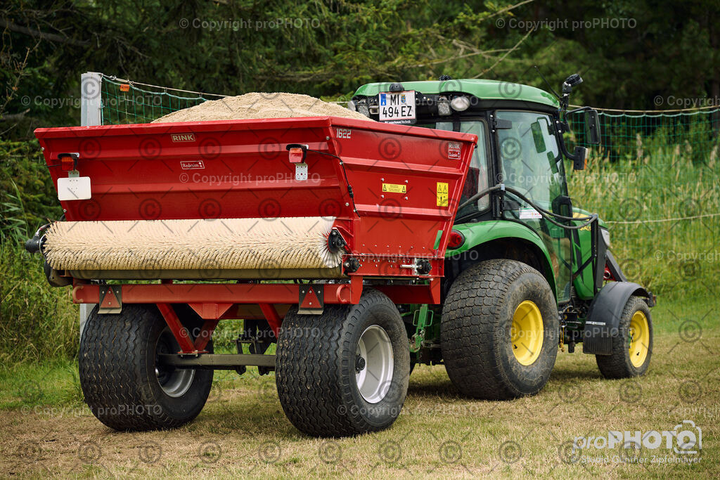 202507_Rernböck-Rasen_NZ9_1190 | proPHOTO - Realisiert mit Pictrs.com