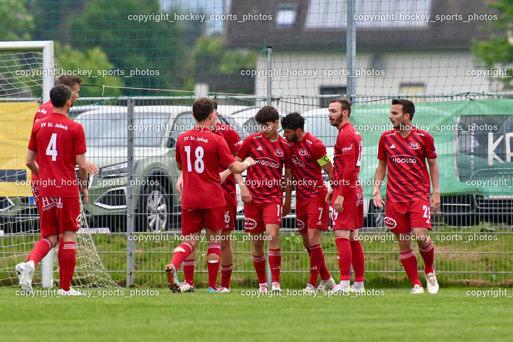 SC Landskron vs. SV St. Jakob  | Jubel SV St. Jakob, #4 Sebastian Kaiser SV St. Jakob, #18 Raimund Valtiner SV St. Jakob, #19 Mario Marjanovic SV St. Jakob, #7 Manuel Alexander Schüttelkopf SV St. Jakob, #29 Thomas Ogradnig SV St. Jakob, #23 Christoph Omann SV St. Jakob, SC Landskron vs. SV St. Jakob , SC Landskron vs. SV St. Jakob  am 16.05.2024 in Villach (Sportpark Landskron), Austria, (Photo by Bernd Stefan)