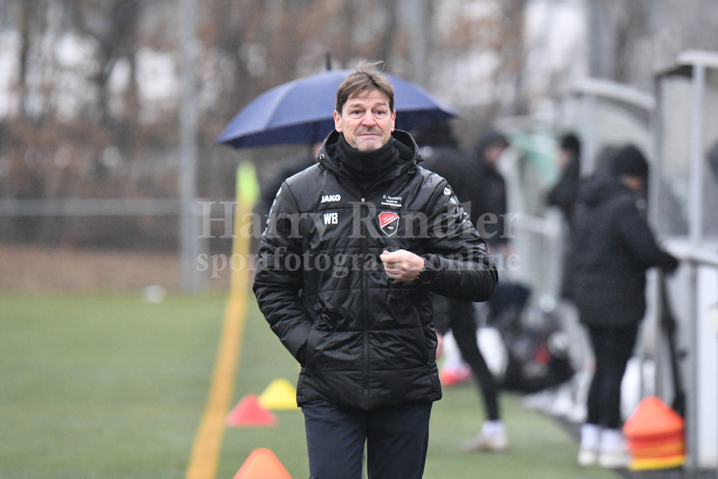 Toto-Pokalspiel TSV Seebach : SSV Eggenfelden | Wolfgang Beller (Trainer TSV Seebach) - Realisiert mit Pictrs.com