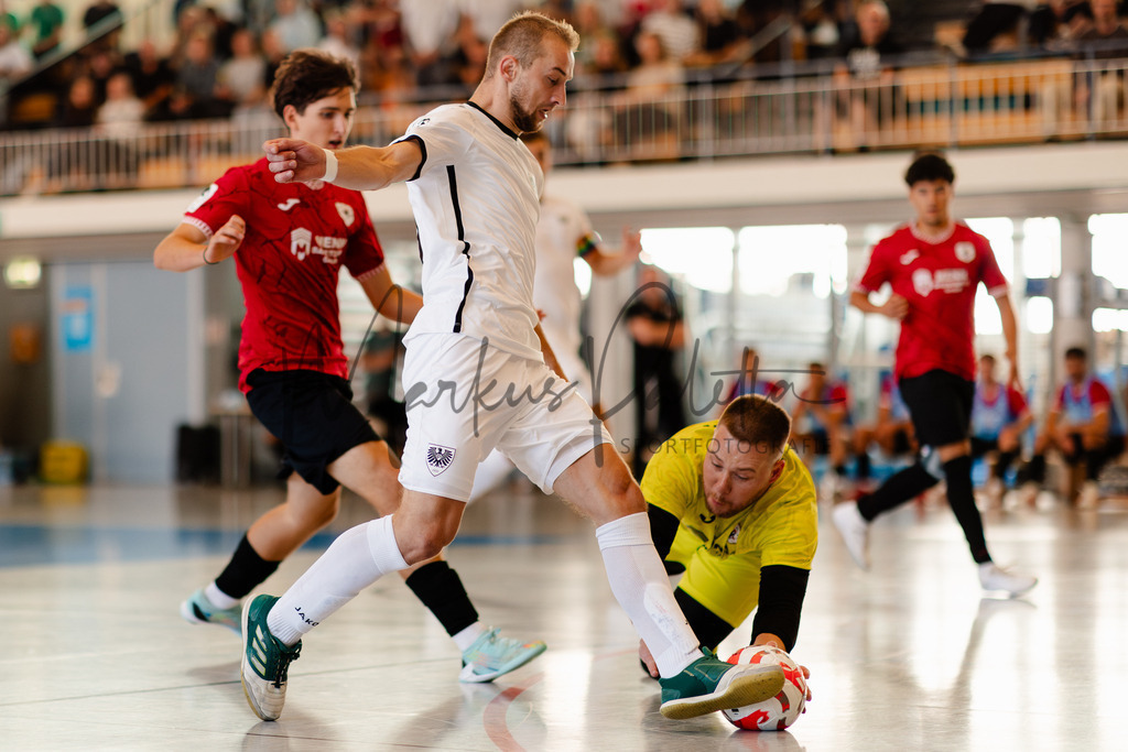 Futsal-Bundesliga, Saison 2025/2026, 2. Spieltag: SC Preußen Münster - FC Liria Futsal Berlin | Futsal-Bundesliga, Saison 2025/2026, 2. Spieltag, SC Preußen Münster empfängt FC Liria Berlin in der Universitäts-Sporthalle in Münster. Foto: sportfotografie.ms | Markus Paletta - Realisiert mit Pictrs.com