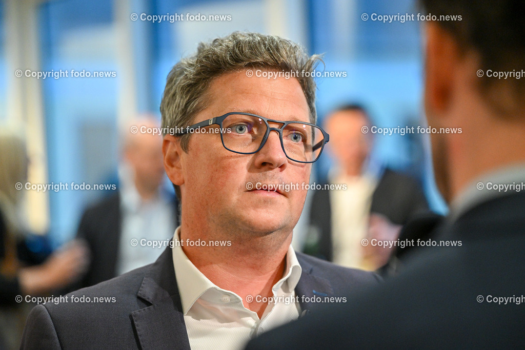 Pressewahldienst Linz zur Nationalratswahl 2024_ 29.09.2024-43 | 29.09.2024, Ursulinenhof Linz AUT, Nationalratswahl 2024, Pressewahldienst im Bild LR Michael Lindner (SP)