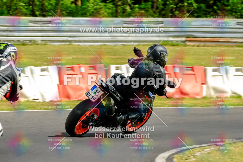 _OTO2558 | Hier findet Ihr Bilder von Touristenfahrten auf der Nürburgring Nordschleife oder von anderen Veranstaltungen die ich besucht habe. Viel Spass beim Durch Schauen 