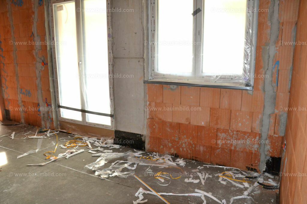 bib-lg18-putzarbeiten-0003 | Nach LV-Leistungsgruppen sortierte Detailfotos über den Bau eines Hauses. Alle Hausbau-Bilder direkt vom Urheber und Autor der Website Haus-Selber-Bauen.com