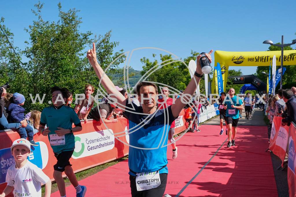 ..... | LINZ,AUSTRIA,27.April 24, Int. 3 Brückenlauf Linz  , Image shows: Photo: WAPICS / Michael ring