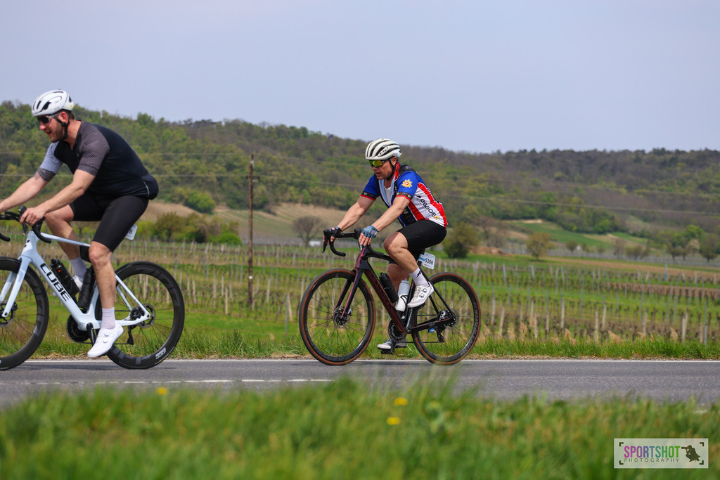 Neusiedlersee Radmarathon 2026 | @sportshot_your_pictrs #yourpictures#roadtowm2029 #nrm #neusiedlerseeradmarathon #neusiedlersee #neusiedlerseetourismus #burgenland #mörbisch #nrm26 #burgenlandtourismus #voglundco #poweredbyburgenlandtourismus #radsport #rad #marathon #ucigranfondo #visitburgenland #ucigranfondoworldseries