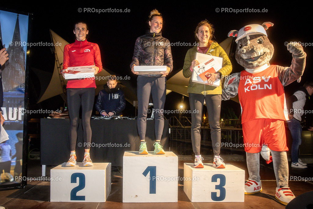 21. ASV Nachtlauf; Koeln, 08.05.24 | Impressionen vom 21. ASV Nachtlauf am 08.05.24 am Tanzbrunnen in Koeln. Foto: BEAUTIFUL SPORTS/Axel Kohring