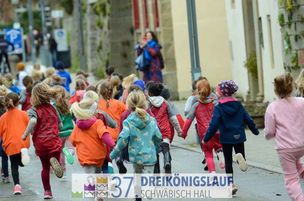 AOK JuniorCup 400m | 3Koenigslauf 2023 - Realisiert mit Pictrs.com