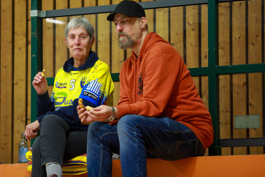 SVN_ SVFriedrichsfeld_141224_054 | Bildergalerie von Sport-Ereignissen aber auch von weiteren spannenden Dingen - nicht nur vom Niederrhein. In Anlehnung an den bekannten Spruch von Hanns Dieter Hüsch heißt das Motto: "Niederrhein ist überall".  - Realisiert mit Pictrs.com