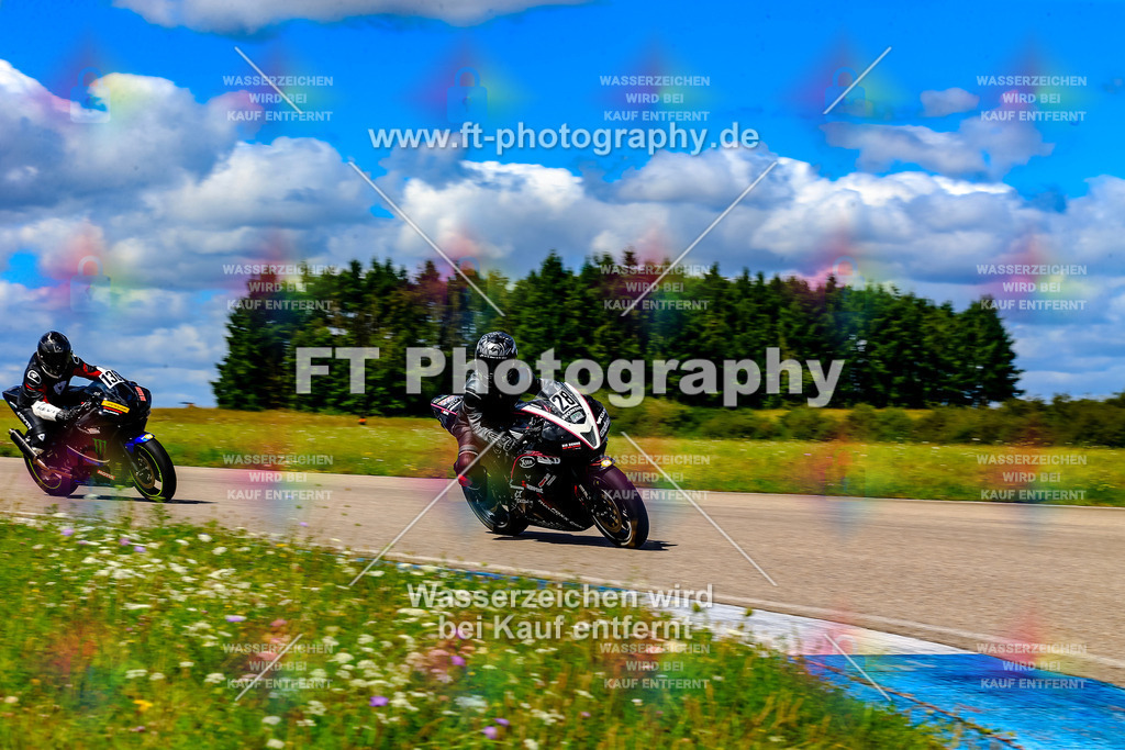 026-6337 | Hier findet Ihr Bilder von Touristenfahrten auf der Nürburgring Nordschleife oder von anderen Veranstaltungen die ich besucht habe. Viel Spass beim Durch Schauen 