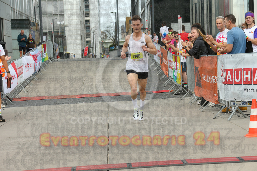 250920_1316_EX1_3949 | Sportfotografie im Rhein-Sieg Kreis, Köln, Bonn, NRW, Rheinland Pfalz, Hessen, etc. Unser Tätigkeitsfeld umfasst den Laufsport vom Volkslauf über den Marathon, Duathlon, Triathon bis zum Ultralauf wie Kölnpfad Ultra oder Schindertrail.