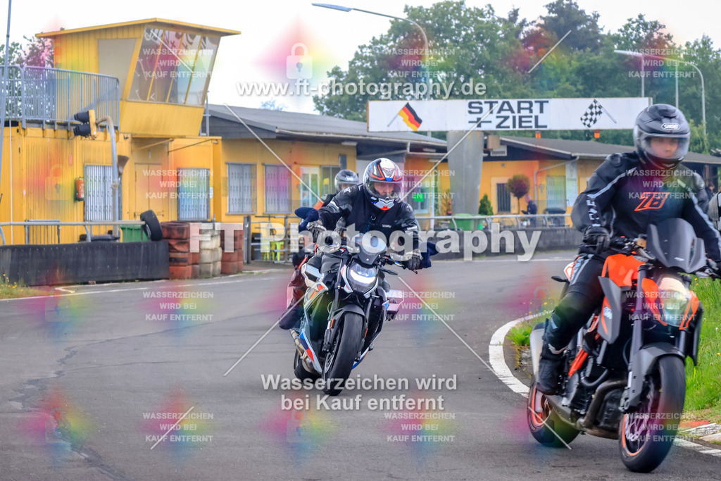 _TCM3190 | Hier findet Ihr Bilder von Touristenfahrten auf der Nürburgring Nordschleife oder von anderen Veranstaltungen die ich besucht habe. Viel Spass beim Durch Schauen 