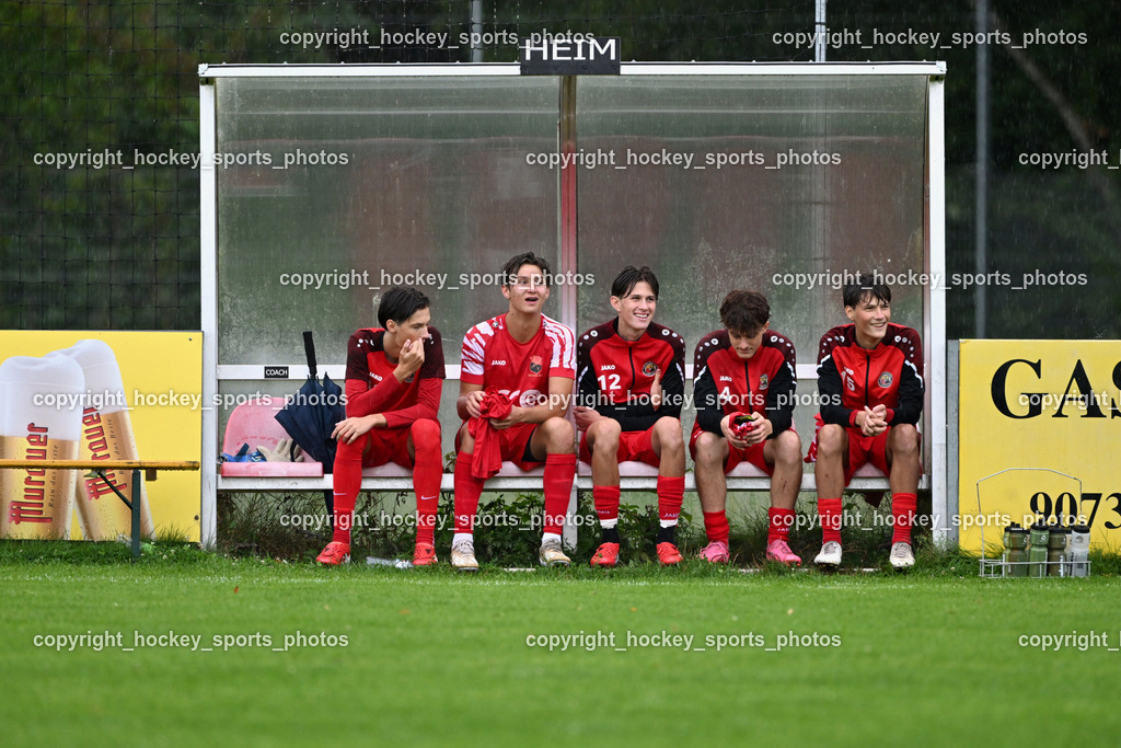SV Viktoria Viktring vs. FC Mondi Frantschach | Spielerbank SV Viktring, SV Viktoria Viktring vs. FC Mondi Frantschach, SV Viktoria Viktring vs. FC Mondi Frantschach am 02.08.2025 in Klagenfurt (Sportplatz Viktrink), Austria, (Photo by Bernd Stefan)