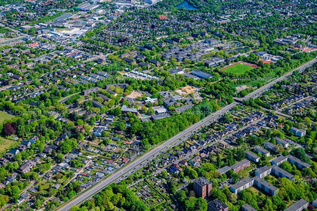 Hamburg_Marienthal_ELS_3490010525 | HAMBURG 01.05.2025 Siedlungsgebiet und Infrastruktur " Marienthal " an der Straße Nöpps in Hamburg, Deutschland. // The district " Marienthal " on street Noepps in Hamburg, Germany. Foto: Martin Elsen