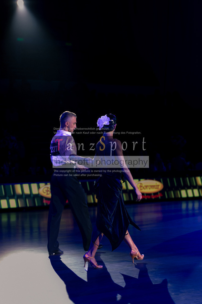 20251101_TGP_6307 | Tanzsportbilder, Standardtanz, Lateintanz, WDSF, DTV, LTVB, dancecomp, goc, hessen tanzt, blaues band der spree, walzer, tango, wiener walzer, slowfox, quickstepp, samba, rumba, cha-cha-cha, paso doble. jive, hd-kroft photography, turniertanzsport