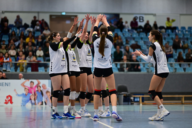 Volleyball I Frauen I Saison 2025-2026 I Regionalliga Nord I 7. Spieltag I VT Hamburg - Schweriner SC III I 24309 | Der Sportfotograf. - Realisiert mit Pictrs.com