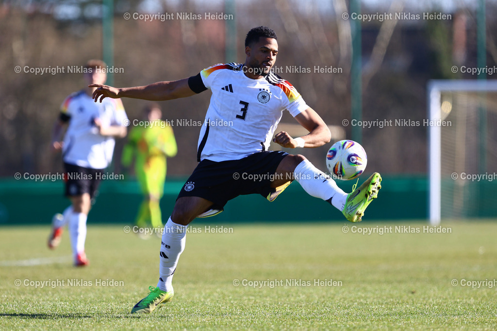 NH_DeutschlandU19_SlowenienU19_UEFAQualifikationsturnier_19032025 | #3 Almugera Kabar (Deutschland U19)Fußball I Junioren I UEFA-U19-Europameisterschaft I Saison 2024-2025 I Qualifikationsturnier I Deutschland U19 - Slowenien U19 I 19.03.2025 I Drömlingstadion
