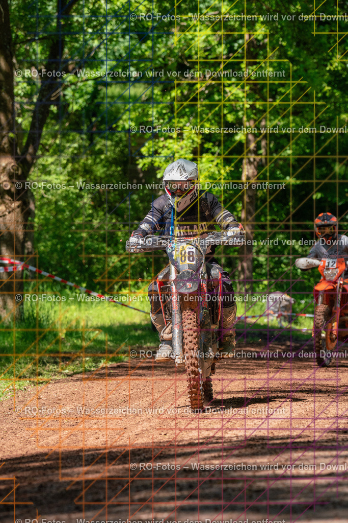 Wolfshausen 2 Lauf -550 | Sportfotografie von RO-Fotos: Motorsport, Motocross, Enduro, Laufveranstaltungen und Triathlon. Professionelle Fotos von Sportlern und Events. - Realisiert mit Pictrs.com