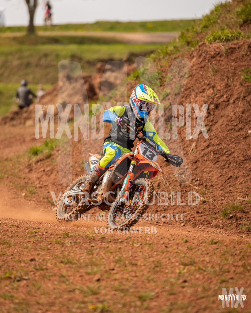 866A4252 | mxndyyvipix