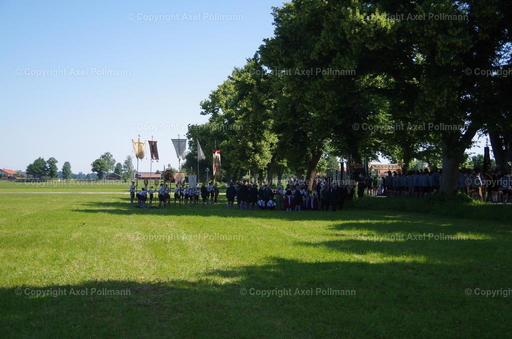 IMGP6199 | fotografiert von Axel PollmannLeonhardi Wallfahrt Benediktbeuern und Murnau, Fronleichnam, Fasching, Landschaft im Loisachtal und Benediktbeuern  - Realisiert mit Pictrs.com