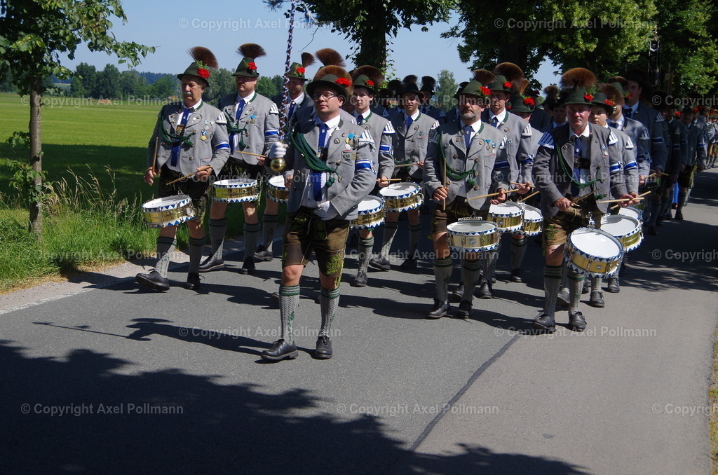 IMGP6246 | fotografiert von Axel PollmannLeonhardi Wallfahrt Benediktbeuern und Murnau, Fronleichnam, Fasching, Landschaft im Loisachtal und Benediktbeuern  - Realisiert mit Pictrs.com