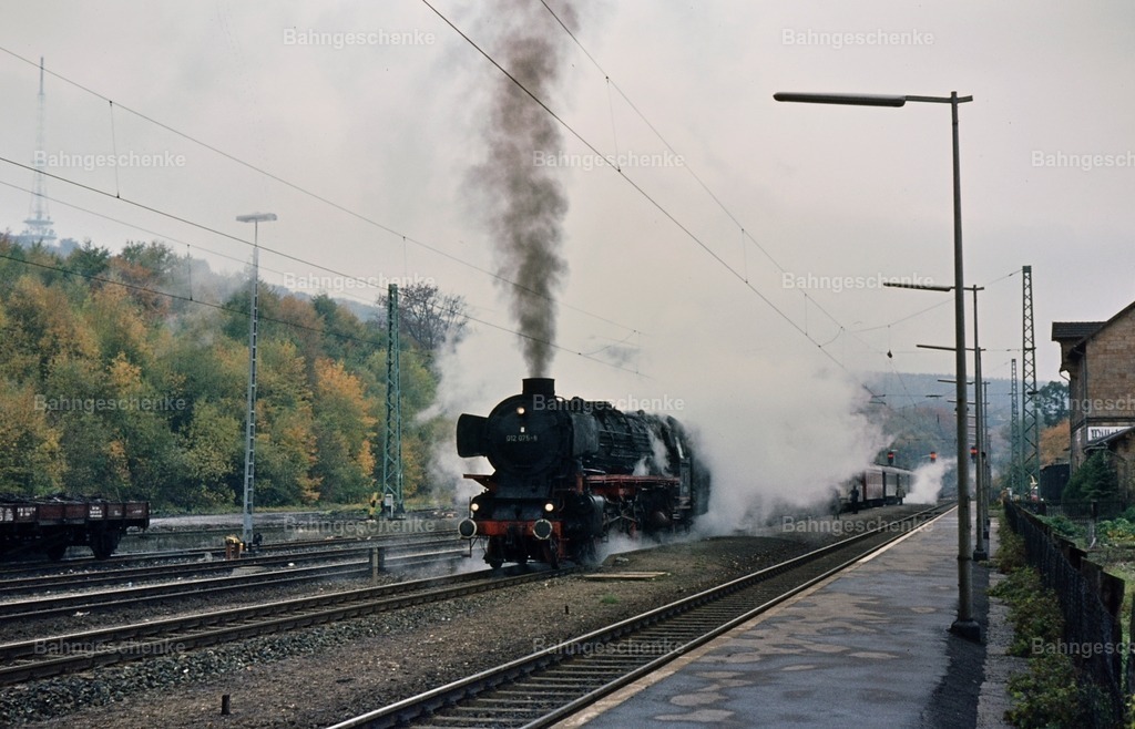 Bild0017 | Stöbern Sie durch einzigartige Aufnahmen und finden die perfekte Aufnahme für jeden Eisenbahnentheusiast! Stellen Sie sich aus einer Reihe von Möglichkeiten wie der Druck auf Leinwände, Fotoposter, Kalender oder Magnetfotos Ihr Geschenk zusammen - Realisiert mit Pictrs.com
