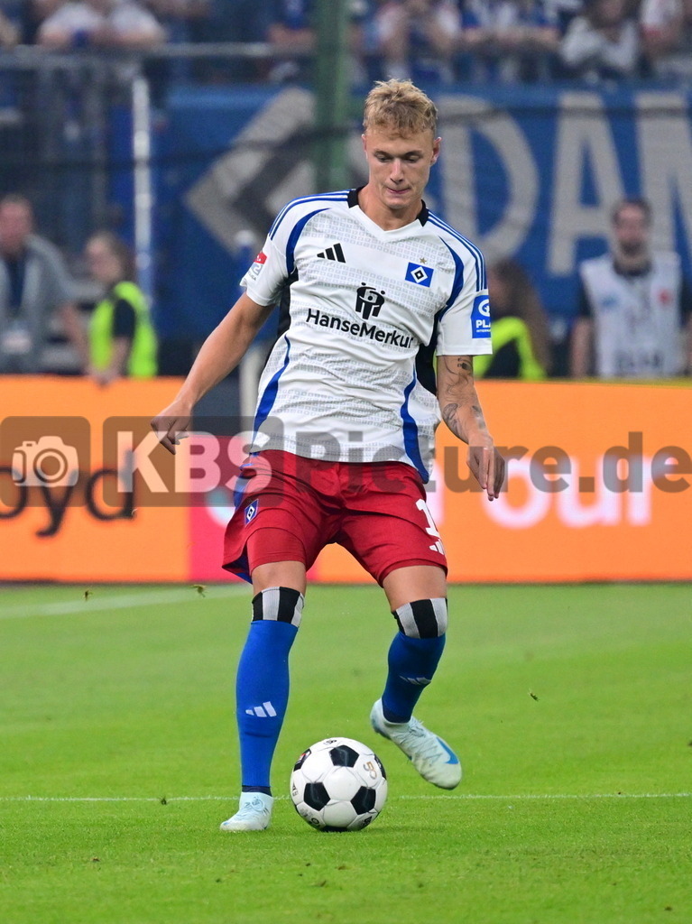 KBS Picture_HSV-HerthaBSC_025 | Karabec Adam (HSV) ,Sportplatz :  Volksparkstadion, - Realisiert mit Pictrs.com