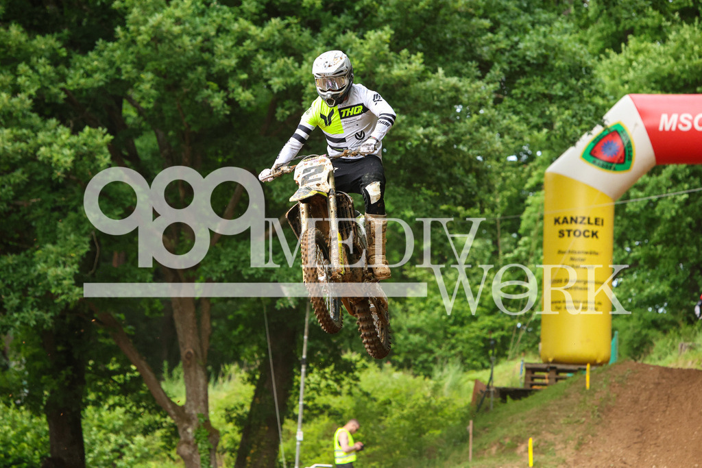 5E6A4537 | 989 MEDIAWORK