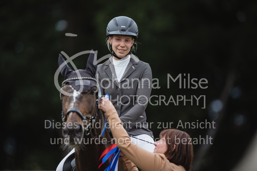 220714_LC_Stil-A2-280 | Deine schönsten Turniermomente als professionelle Fotos! Entdecke hochwertige Pferdesport-Fotografie im Online-Shop. Jetzt Fotos finden & bestellen!