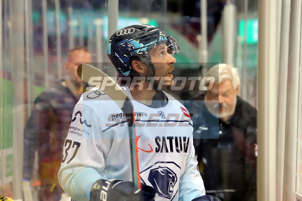 Brian Gibbons - ERCI | Brian Gibbons - ERCI - Realisiert mit Pictrs.com