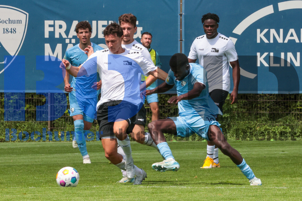 SES_BO2VDV20250729-34 | bond - Realisiert mit Pictrs.com