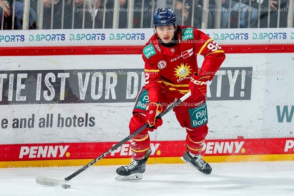 DEG02032502065 | 02.03.2025, Eishockey, Penny DEL, Düsseldorfer EG - Nürnberg Ice Tigers, PSD-BANK Dome: Jakub Borzecki (DEG #92)