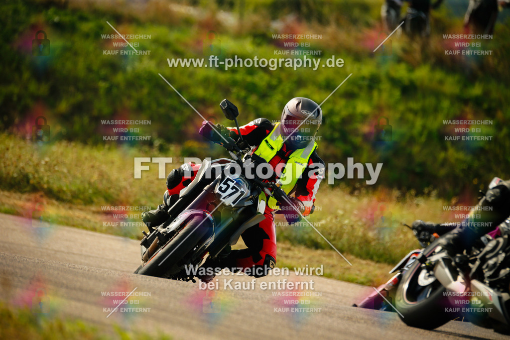 _MOT6404 | Hier findet Ihr Bilder von Touristenfahrten auf der Nürburgring Nordschleife oder von anderen Veranstaltungen die ich besucht habe. Viel Spass beim Durch Schauen 