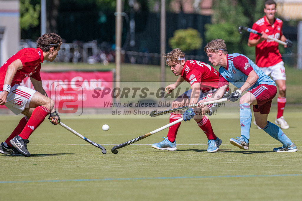 SM_20250511-D85_0778 | 1.Bundesliga Feld - Rückrunde (M) HTHC - UHC / 0:4 (0:2)