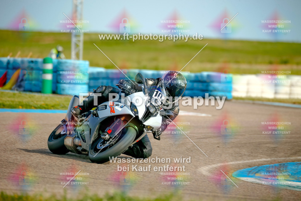 _MOT0352 | Hier findet Ihr Bilder von Touristenfahrten auf der Nürburgring Nordschleife oder von anderen Veranstaltungen die ich besucht habe. Viel Spass beim Durch Schauen 