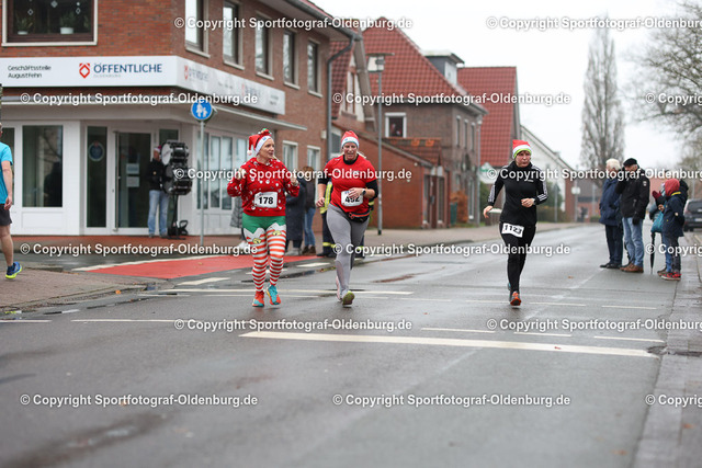 WMLA3284 | Bildershop "Sportfotograf-Oldenburg" mit Fotos von Sportevents in Oldenburg und Umzu. - Realisiert mit Pictrs.com