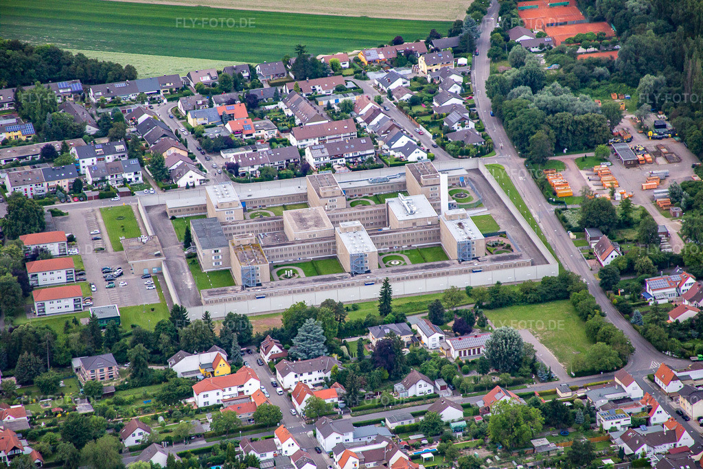 Luftbild: Justizvollzugsanstalt in Frankenthal im Bundesland Rheinland-Pfalz in Deutschland. Foto: IMG_091060.jpg vom 04.07.2016 durch Werner Riehm/FLY-FOTO.de